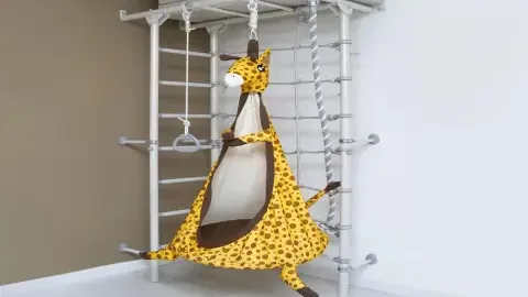 Should You Get Indoor Monkey Bars for Your Kids？ See the Amazing Fitness Benefits